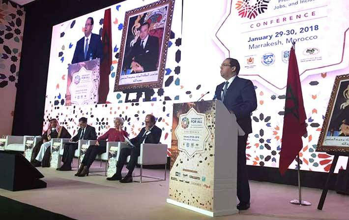 Chahed: "Nous avons lancé un projet de loi pour accompagner les citoyens touchés par la précarité"
