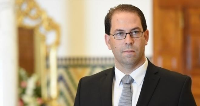 Chahed: "Moderniser les mécanismes de travail de l’administration et du service public"