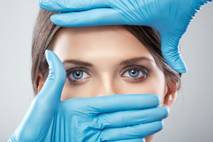 Chirurgie esthétique: La HAICA exige l'arrêt immédiat d'un spot publicitaire choquant