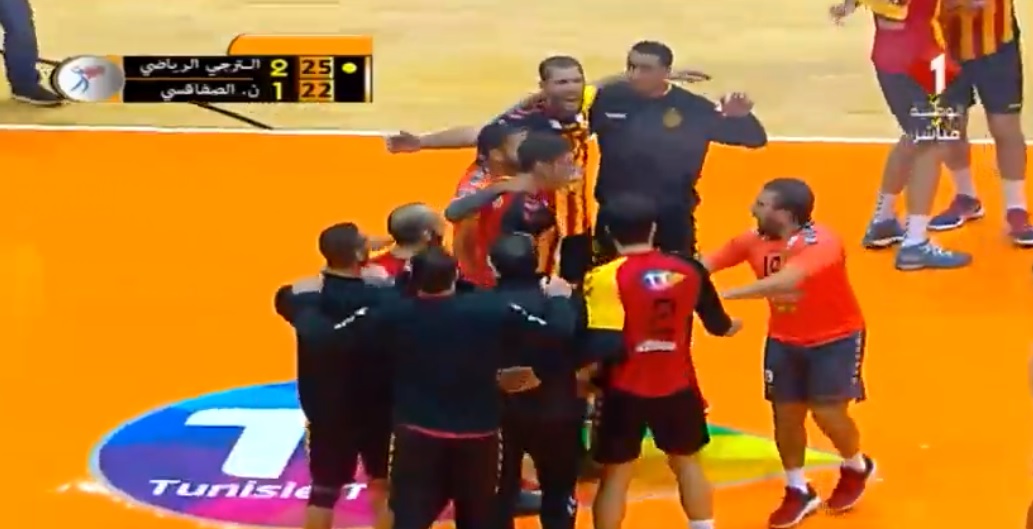 Volley: L’EST remporte la Supercoupe