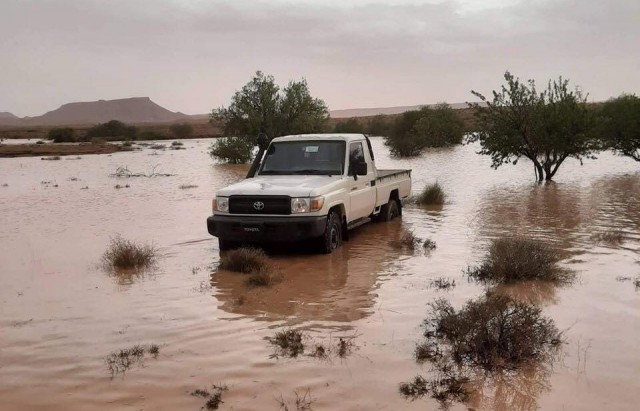 Inondation à Dhehiba suite à des pluies diluviennes