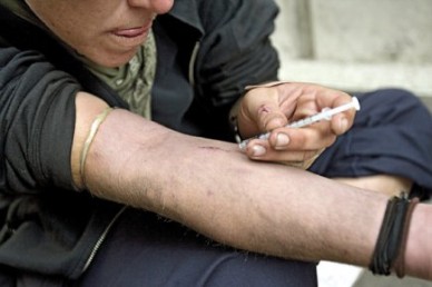 Tunisie: 20% des utilisateurs de drogues injectables ont commencé avant l’âge de 14 ans