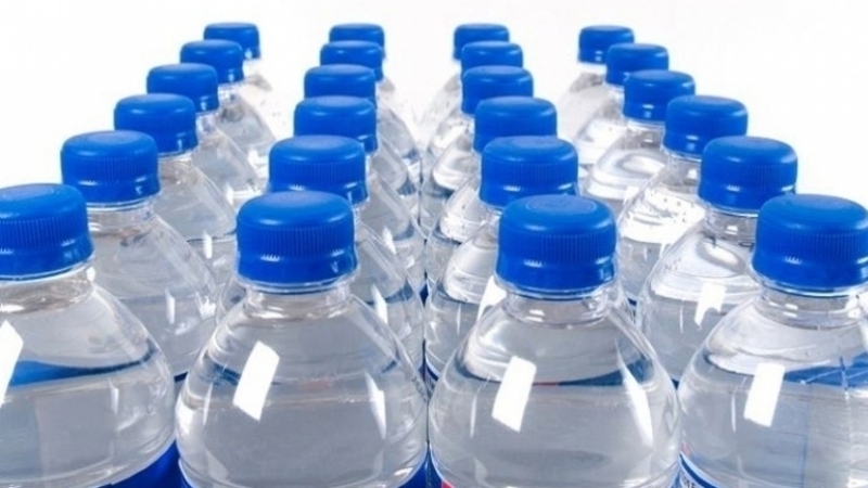 Hausse de la consommation de l'eau en bouteille : jusqu’à 140 dinars par mois par famille