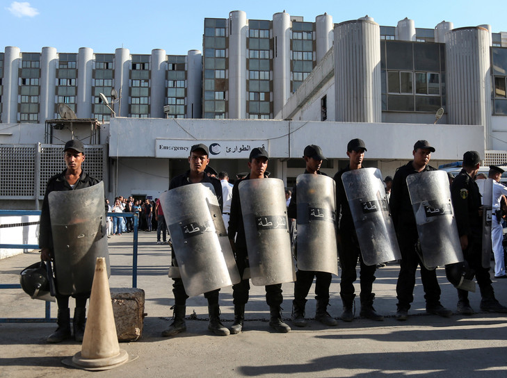 Egypte : une cinquantaine de policiers tués dans une embuscade