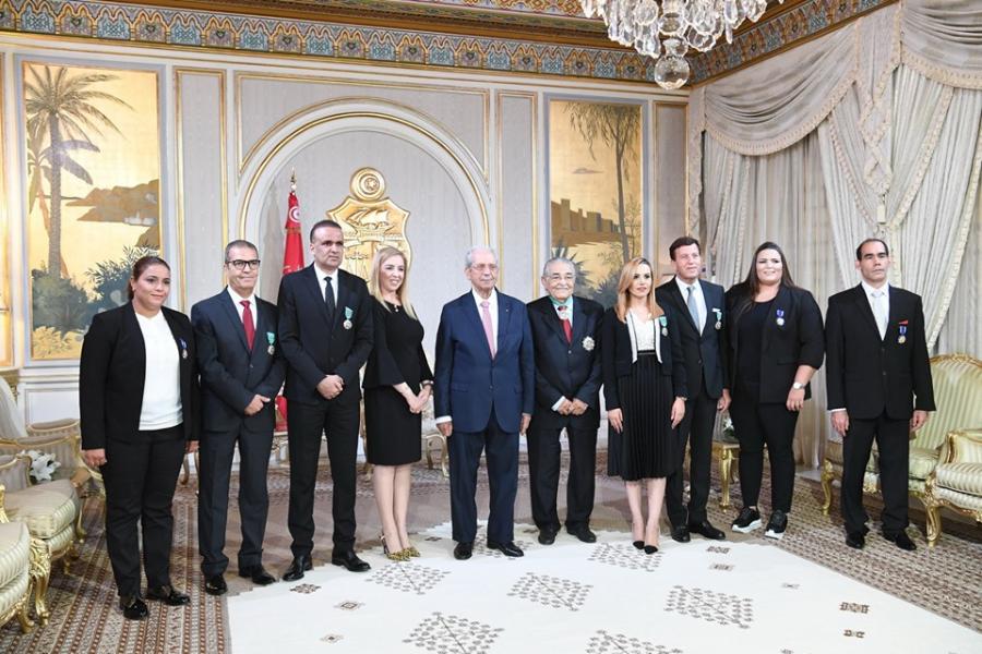 Le président Ennanceur honore les athlètes qui se sont distingués et des dirigeants sportifs
