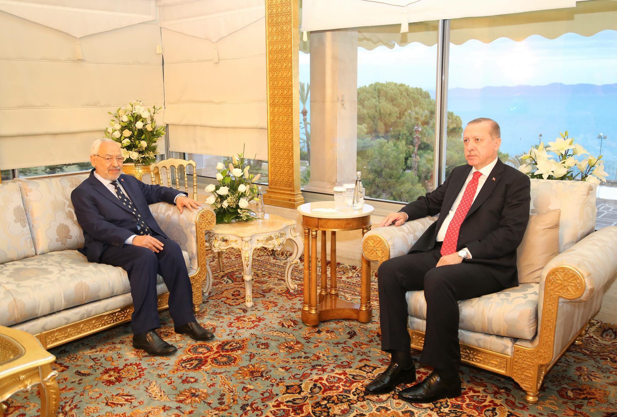 Erdogan reçoit Rached Ghannouchi et Hafedh Caïed Essebsi dans le salon de Bourguiba