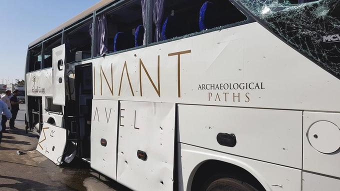 Egypte : attaque à la bombe contre un bus de touristes