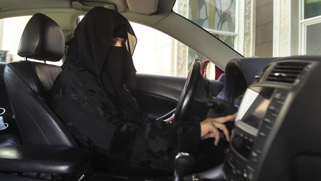 Arabie Saoudite : des permis de conduire sont délivrés aux femmes
