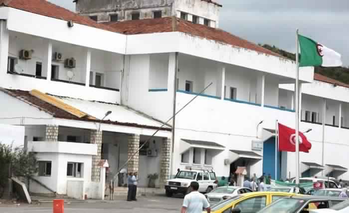 Confusion à la frontière avec l’Algérie à cause de la taxe de 30 dinars.