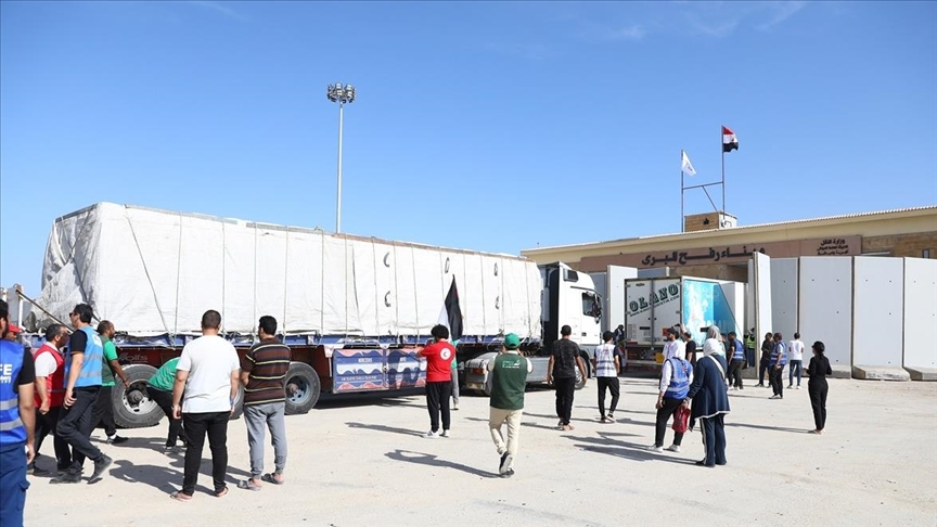 Gaza : les restrictions imposées par l’état sioniste à l'entrée de l'aide constituent un crime de guerre