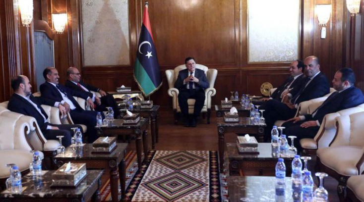 Les Libyens discutent à Tunis de la formation d’une armée unifiée