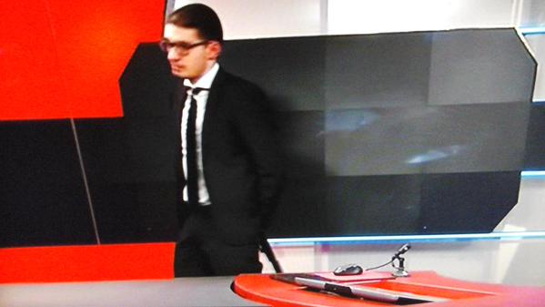 Pays-Bas: Un homme armé fait irruption sur le plateau du journal de 20h de la télévision publique