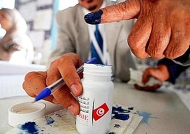 Municipales : l’encre électorale sera disponible le 6 mai, assure l’ISIE