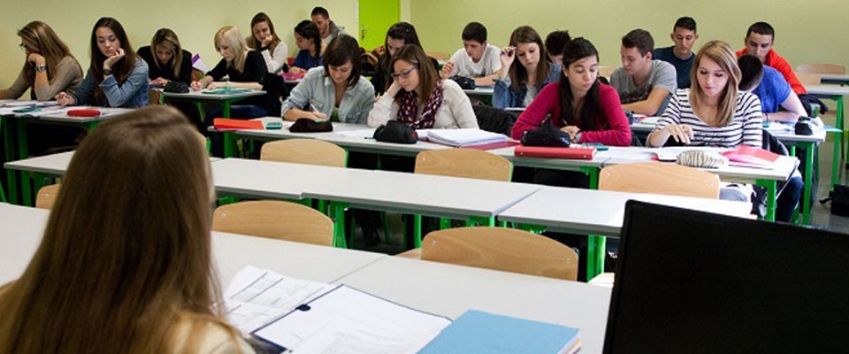 Entre l’école d’hier et celle d’aujourd’hui, y a pas photo !