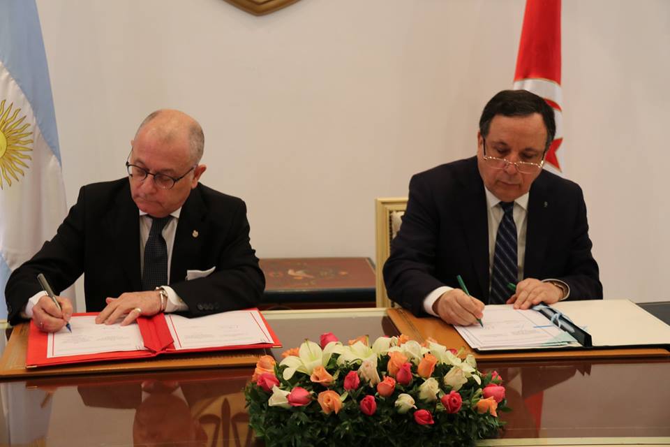 Signature de trois accords de coopération entre la Tunisie et l’Argentine