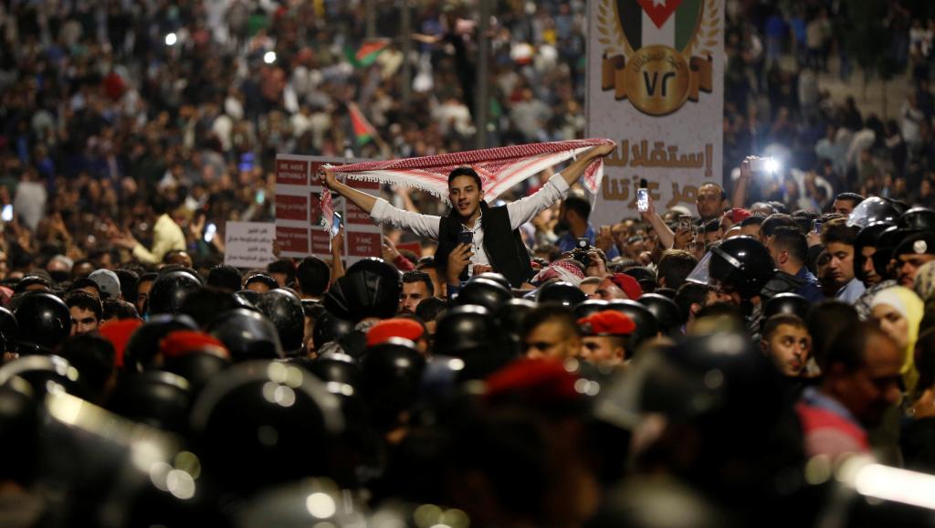 Jordanie : appels à la démission « du gouvernement de la honte »