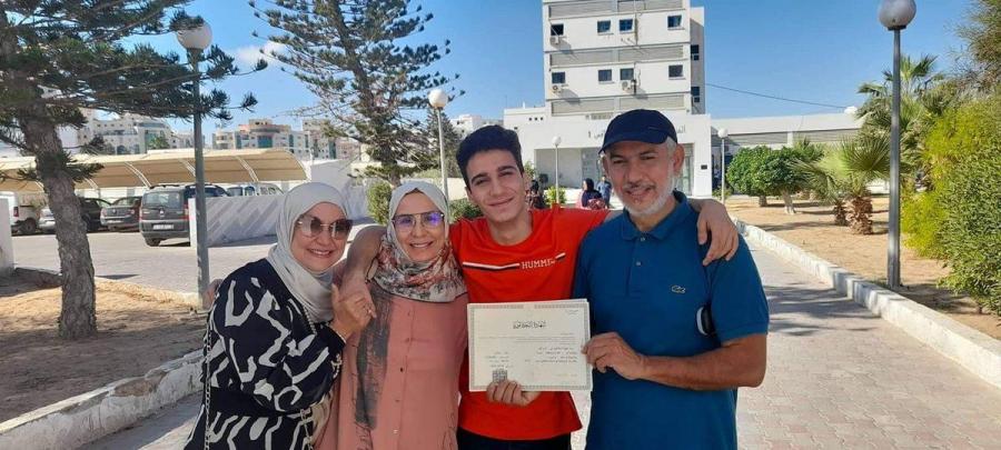 Bac: Après avoir été ajourné, Karim Ellouze déclaré admis avec mention très bien