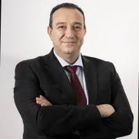 Lloyd Assurances: Karim Ghelala et Yazid Sellaouti, respectivement DG et vice-président