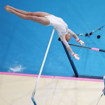JO 2024 : la gymnaste algérienne Kaylia Nemour décroche l'or aux barres asymétriques