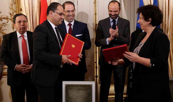 Aucune mention des étudiants tunisiens dans le décret français relatif à l’exonération des droits d’inscription