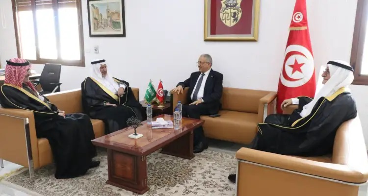 Tunisie: Le Centre King Salman renforce son appui en faveur du secteur de la santé
