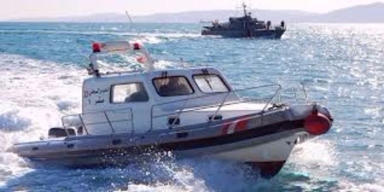 Clandestins: Une quarantaine de migrants sauvés au large de Zarzis