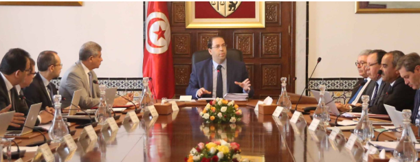 Approbation de nombreux projets de loi et décrets gouvernementaux