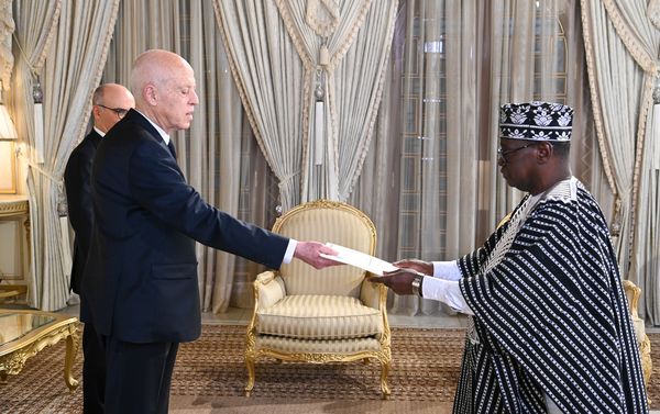 Kais Saied reçoit les lettres de créance de deux nouveaux ambassadeurs