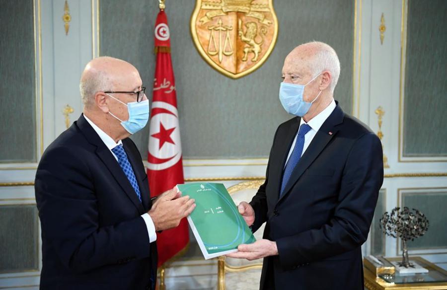 BCT : Marouane Abassi remet à Kais Saied le rapport 2019