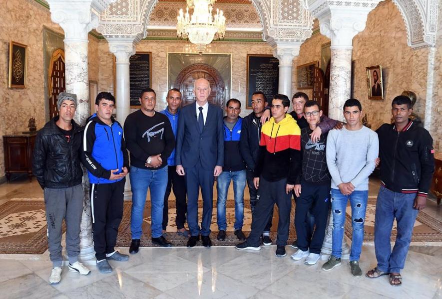 Le président Kais Said reçoit un groupe de jeunes du gouvernorat de Gafsa