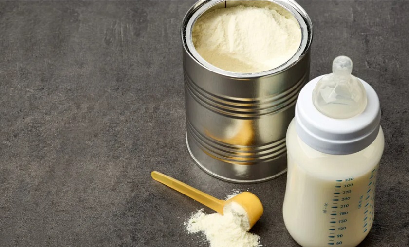 Lactalis rappelle des lots de lait infantile dans 18 pays après la détection d’une toxine