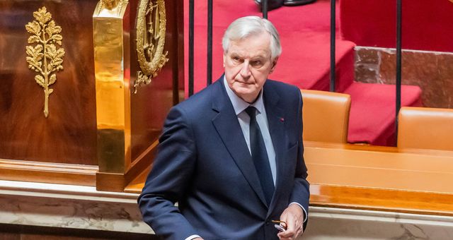 Séisme politique en France: le gouvernement Barnier renversé