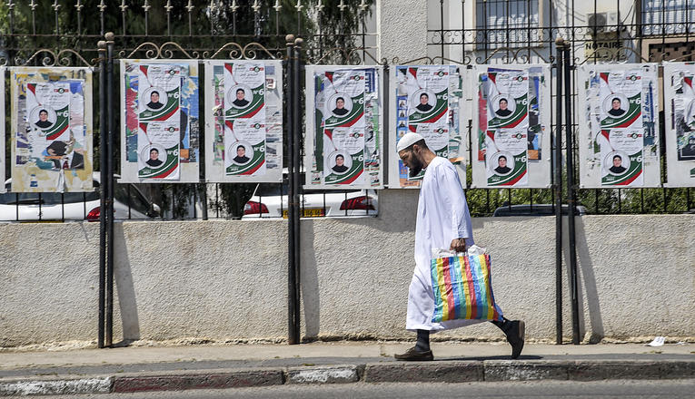 En Algérie, les législatives ont provoqué un “séisme politique”