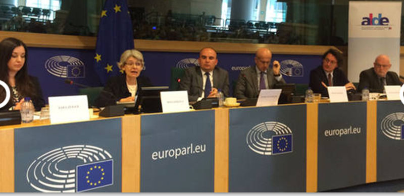 L’UNESCO et le Parlement européen s'unissent contre l'extrémisme