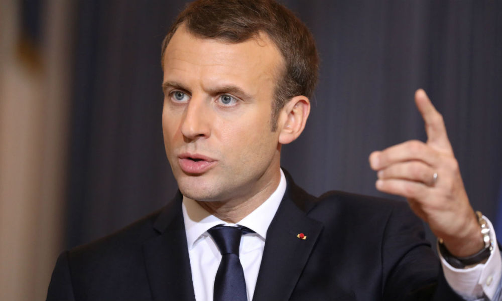 Emmanuel Macron: "Nous misons sur l’avenir de la jeunesse tunisienne"
