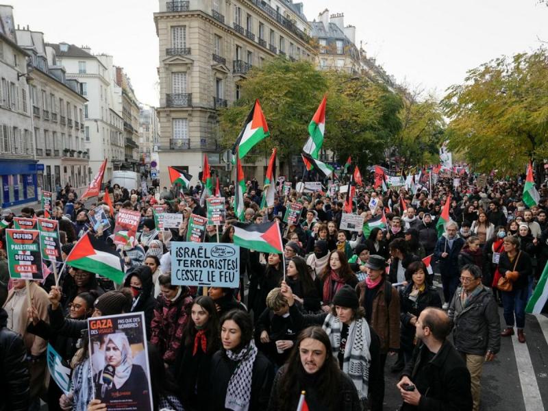Paris : Des milliers de personnes manifestent en soutien à la population civile de Gaza
