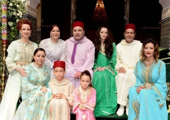Mehdi Jomâa assiste au mariage de Moulay Rachid au Maroc (vidéo)