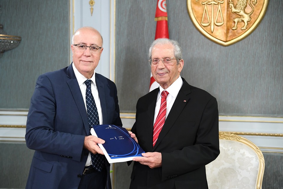 Le gouverneur de la BCT présente au président Ennaceur le rapport 2018