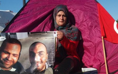 La mère de Nadhir Ktari déjà en Libye