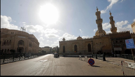 Trois Égyptiens arrêtés pour avoir tourné une vidéo dans une mosquée
