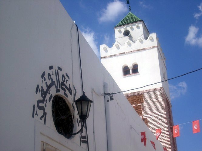 Suspension d'un imam pour propos incendiaires contre des personnalités politiques