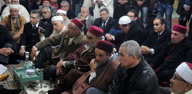 La photo de Nabil Karoui à Sidi Belhassen crée le buzz