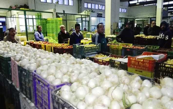 Le ministre du Commerce en visite surprise au marché de Bir El Kassâa