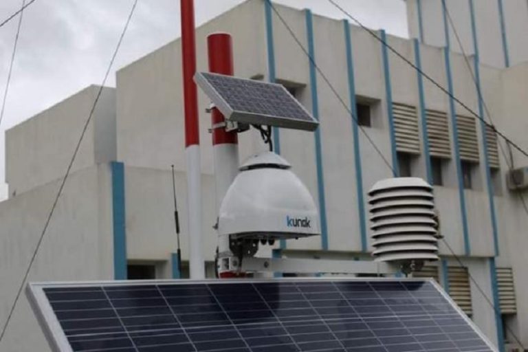 INM : Acquisition de stations fixes et mobiles pour mesurer des polluants atmosphériques