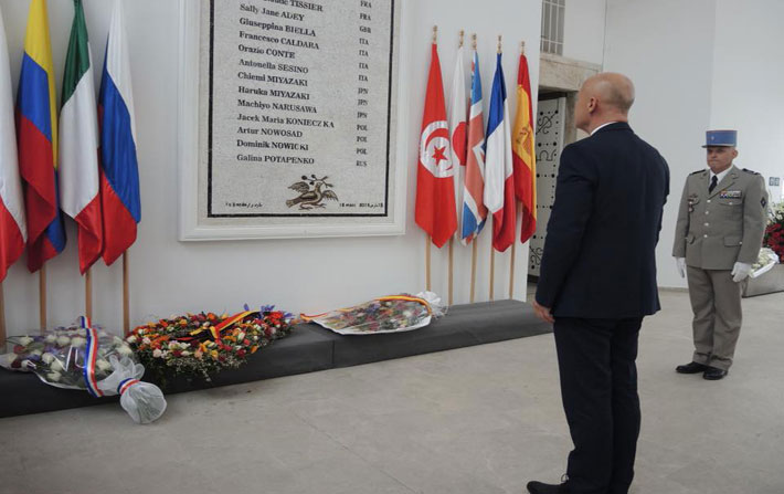 L'Ambassadeur de France rend hommage aux victimes de l'attentat de Bardo