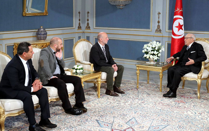 Essebsi reçoit le président de la Fédération internationale des journalistes