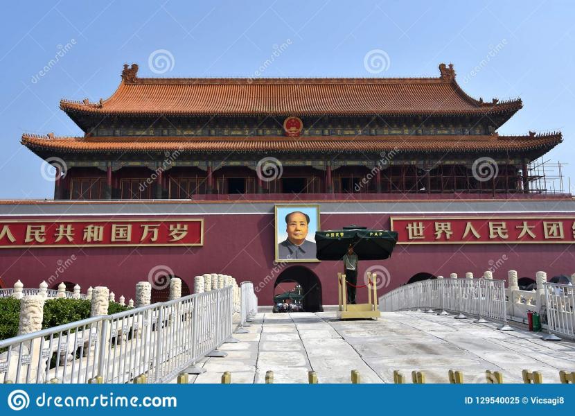 Coronavirus : La Chine annule un millier de vols à Pékin