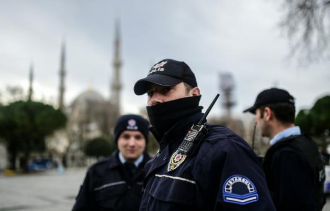 Turquie : Trois policiers tués par un déséquilibré mental