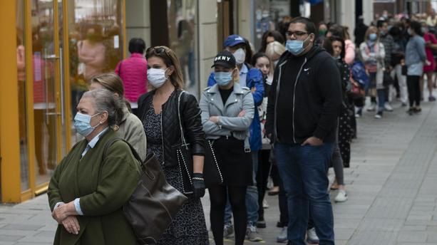 Coronavirus-Italie: Port du masque obligatoire à l'extérieur sur tout le territoire