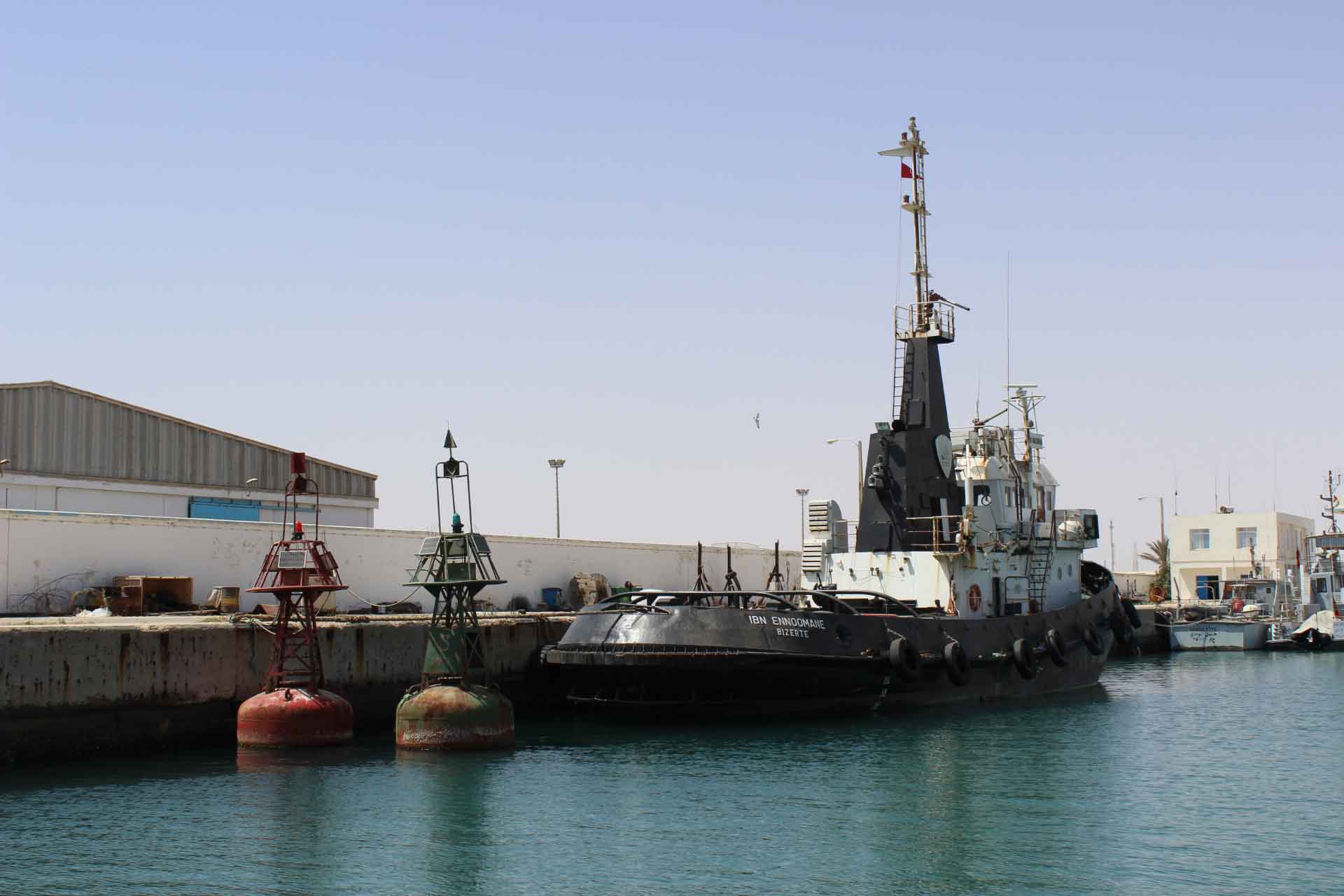 Pénurie d'essence: Arrivée au port de Zarzis d'un 2 ème pétrolier chargé de 6300 tonnes